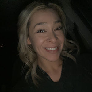 Meet your Posher, Dalia